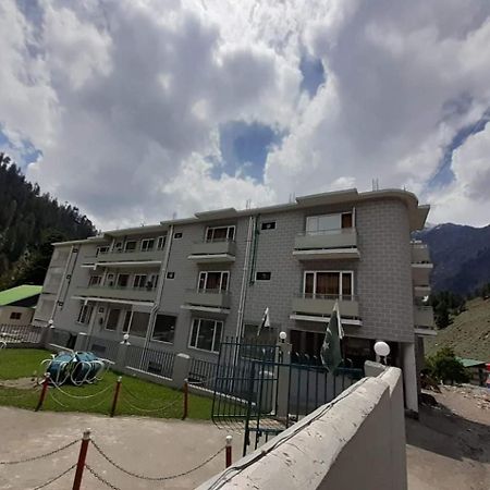 Cloud Way Hotel Naran Esterno foto