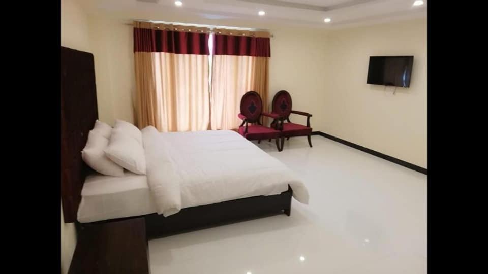 Cloud Way Hotel Naran Esterno foto